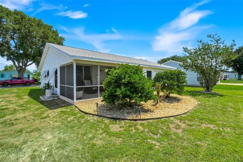 Tiny photo for 5044 El Destino Drive, Leesburg, FL 34748 (MLS # G5111860)