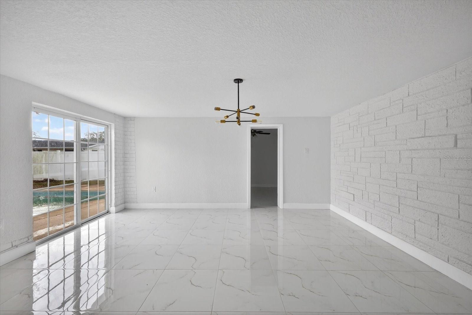 REGENCY PARK - Residential