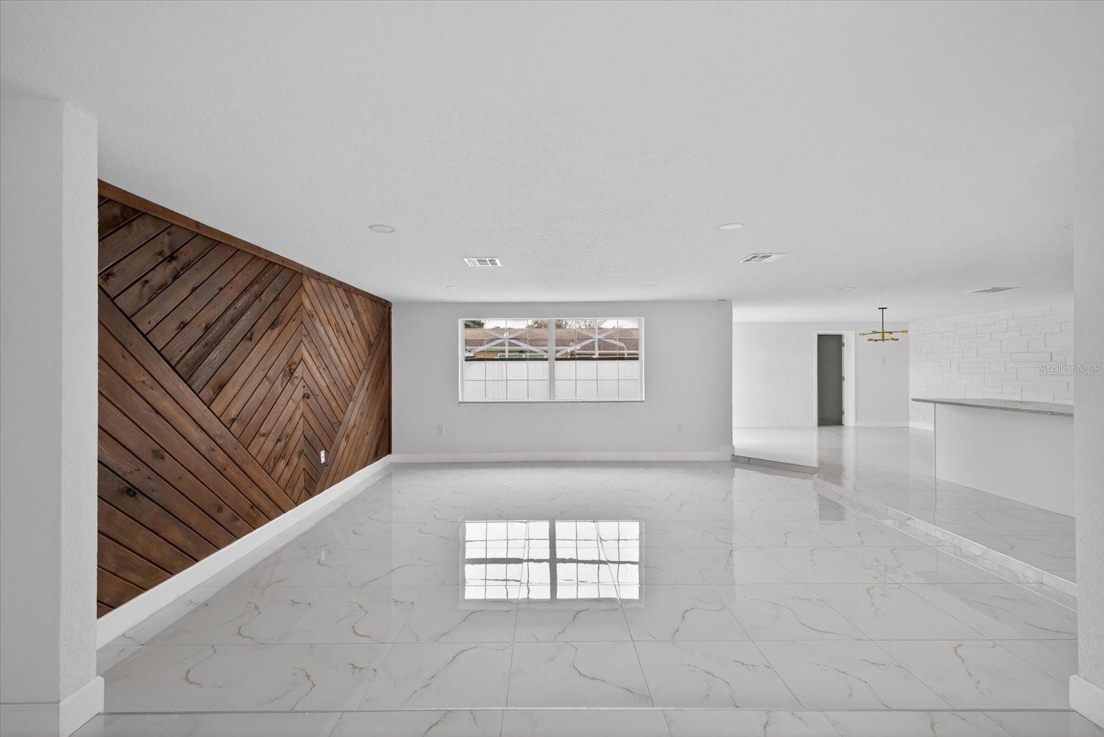 REGENCY PARK - Residential