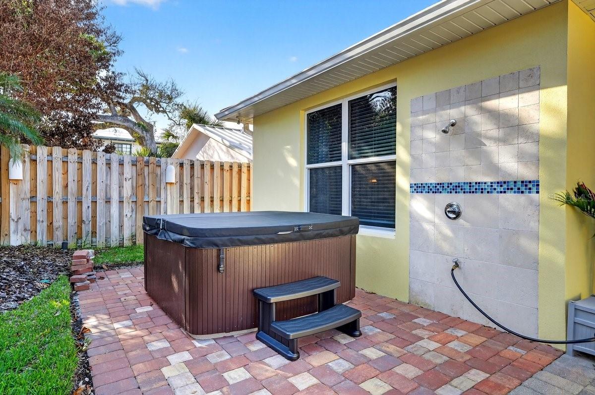 COOPER - Residential