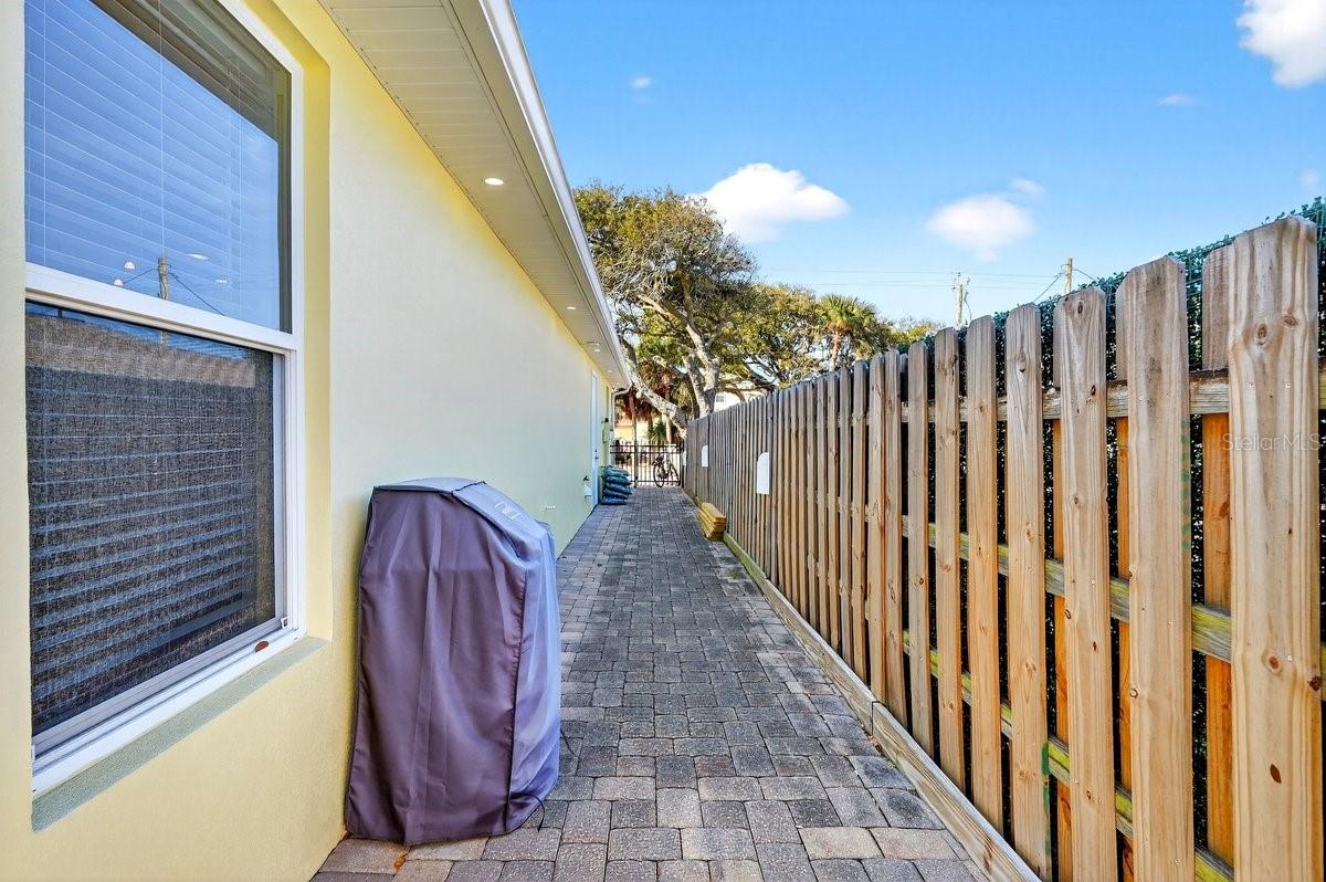 COOPER - Residential