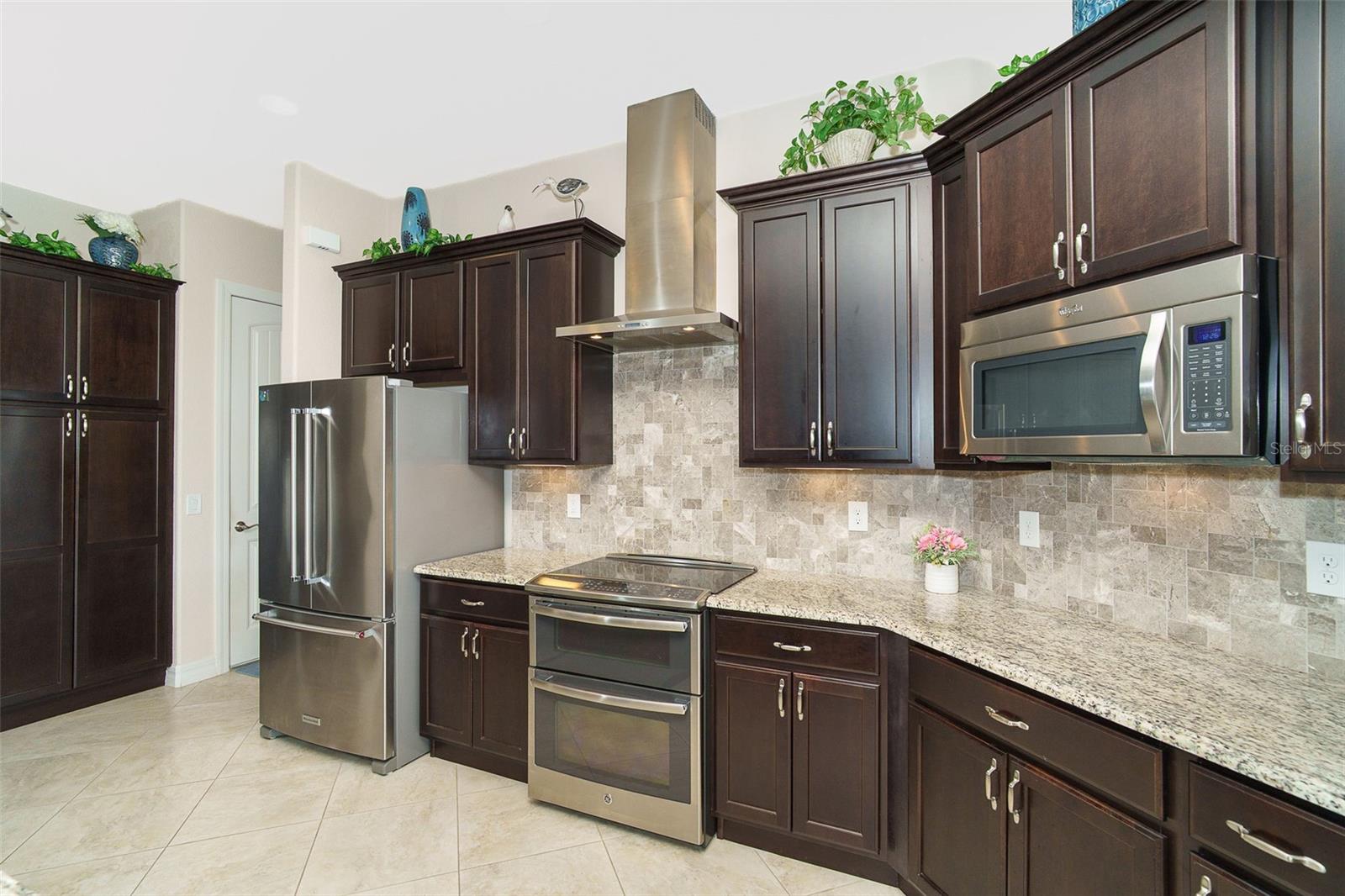 ROTONDA WEST PINE VLY - Residential