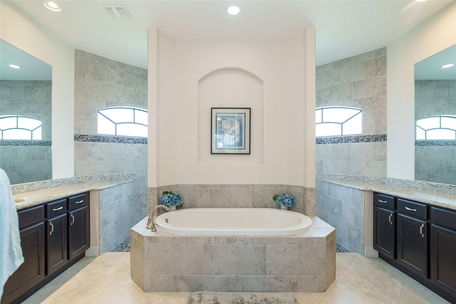 ROTONDA WEST PINE VLY - Residential