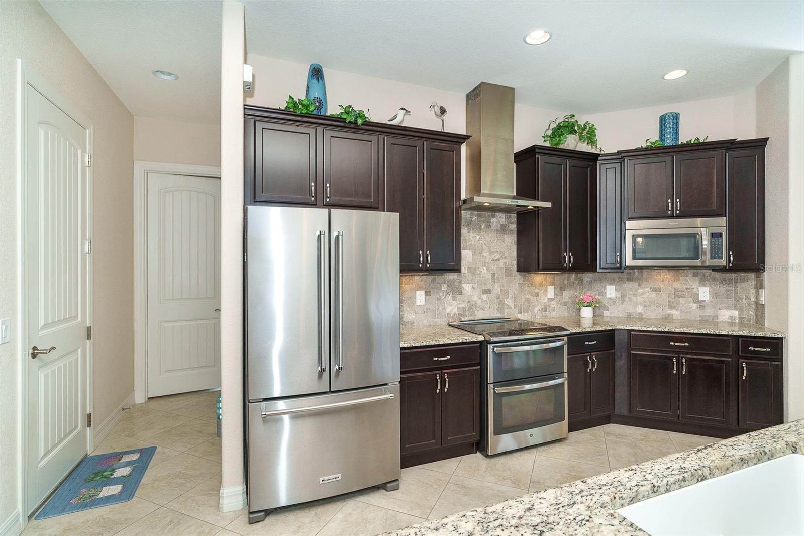 ROTONDA WEST PINE VLY - Residential