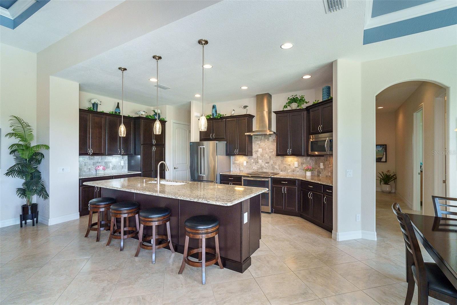 ROTONDA WEST PINE VLY - Residential