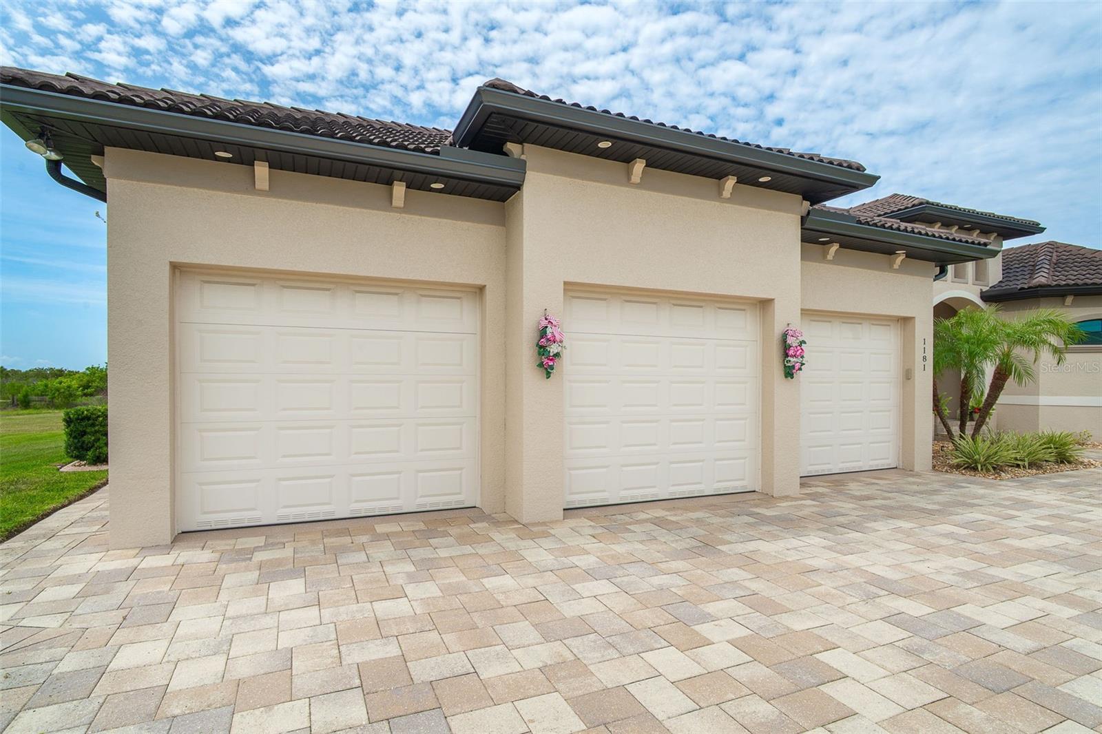 ROTONDA WEST PINE VLY - Residential