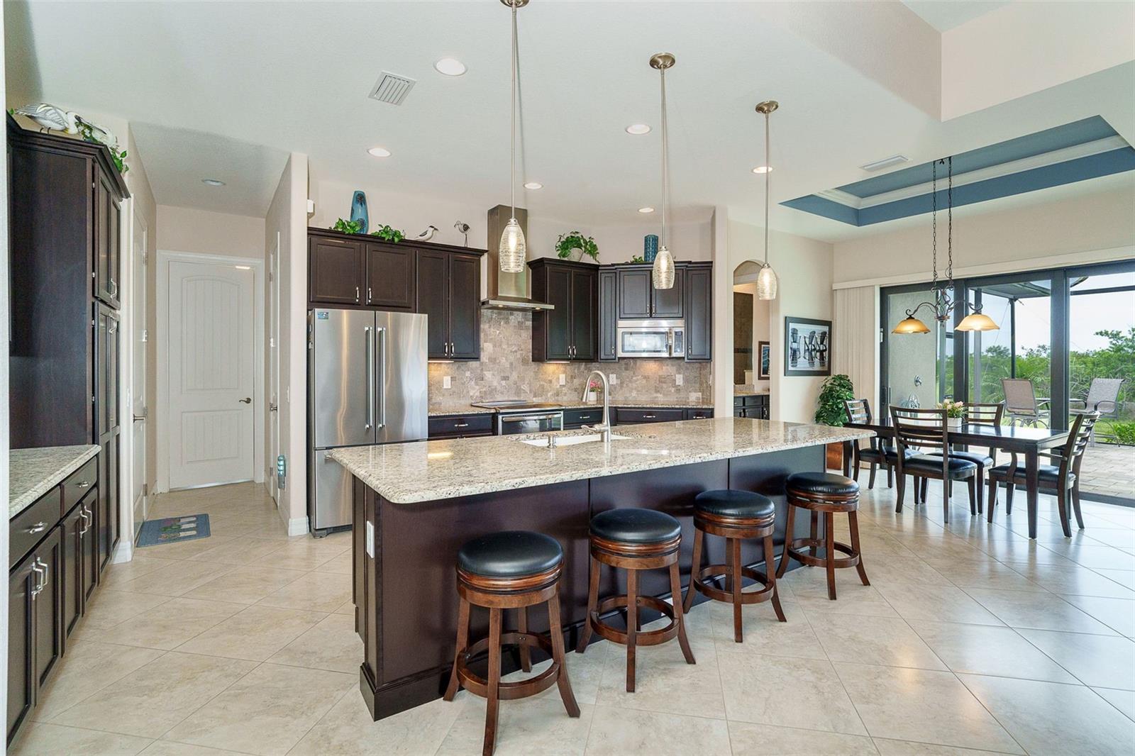 ROTONDA WEST PINE VLY - Residential