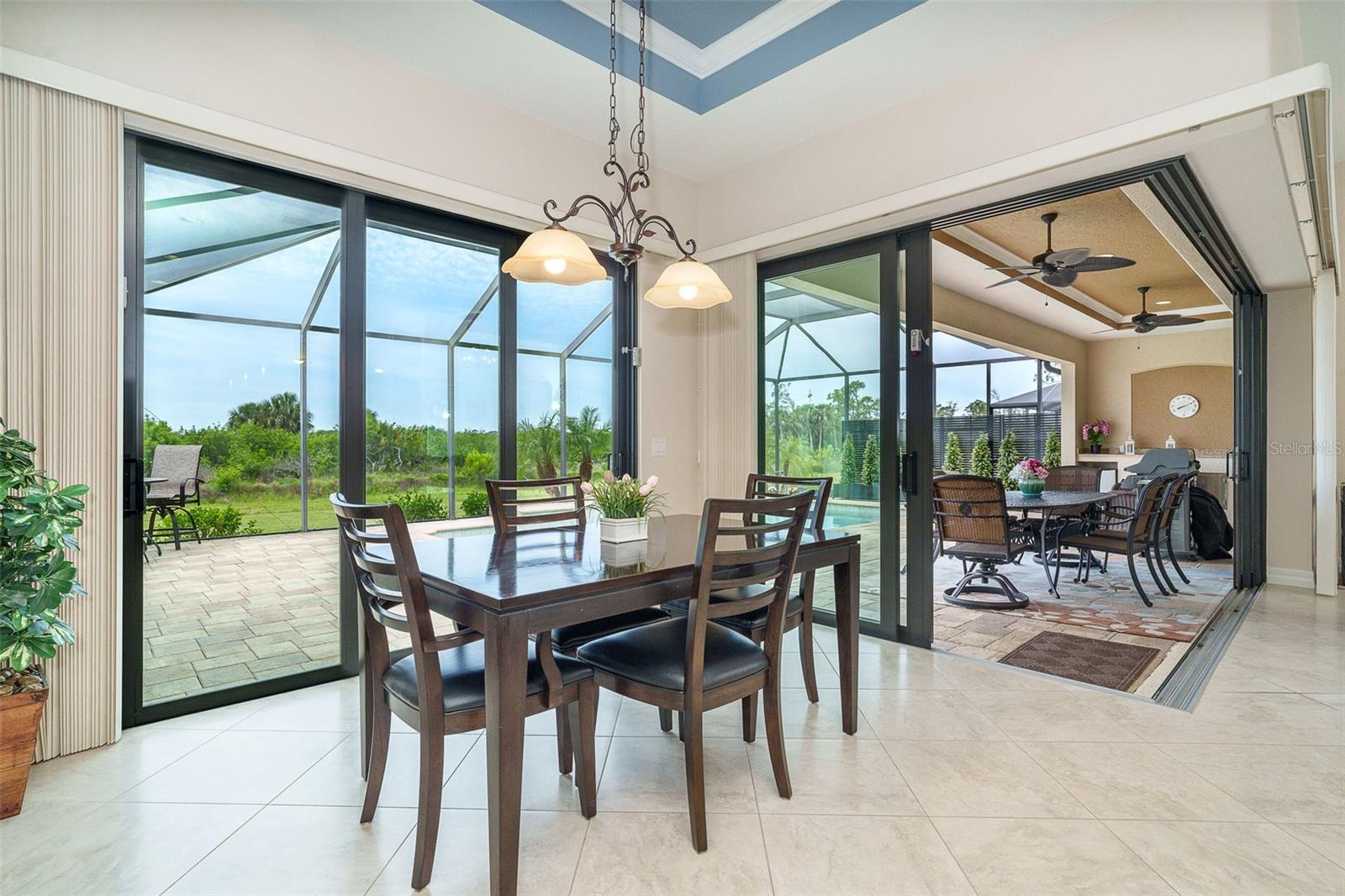 ROTONDA WEST PINE VLY - Residential