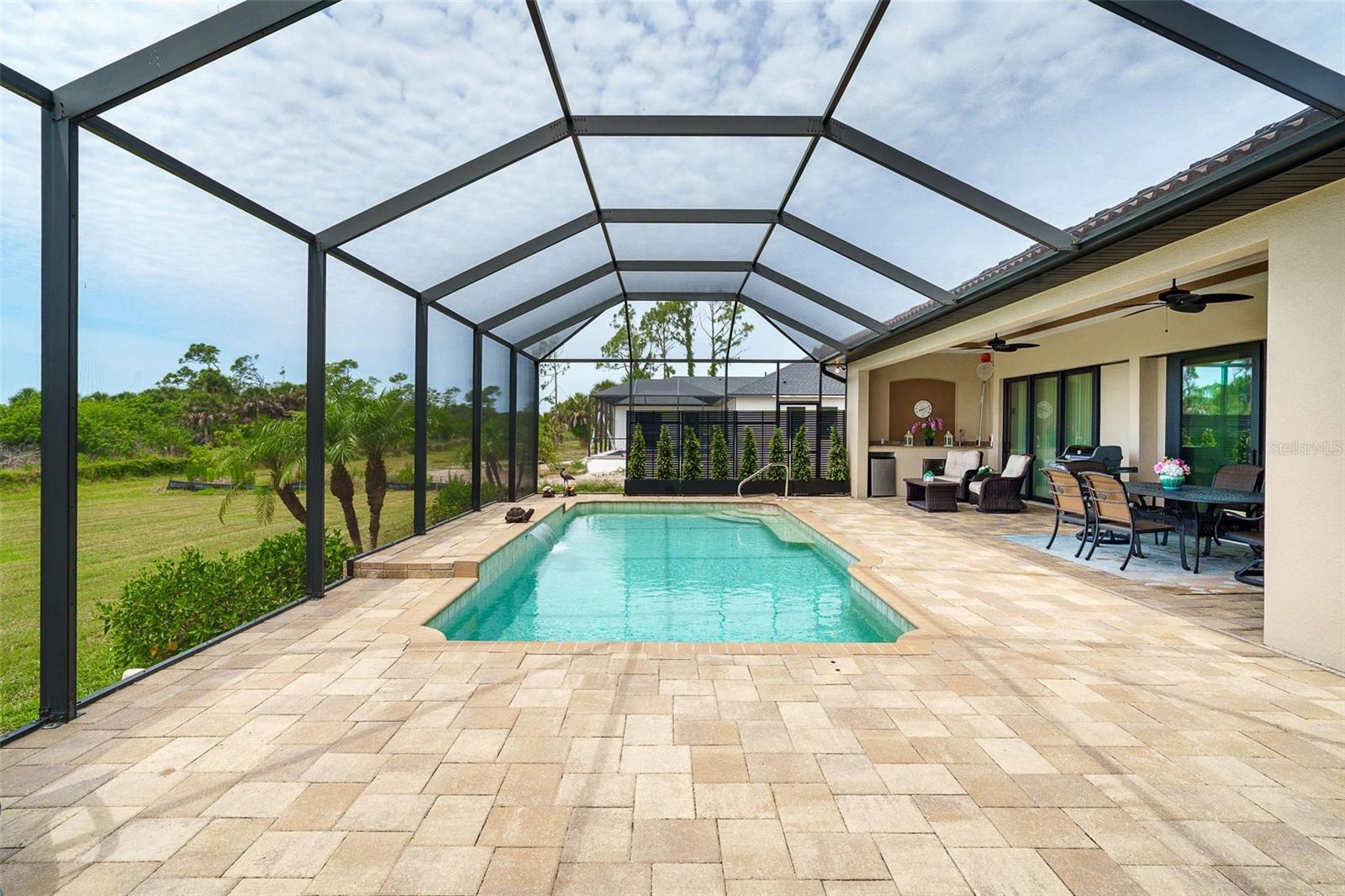 ROTONDA WEST PINE VLY - Residential