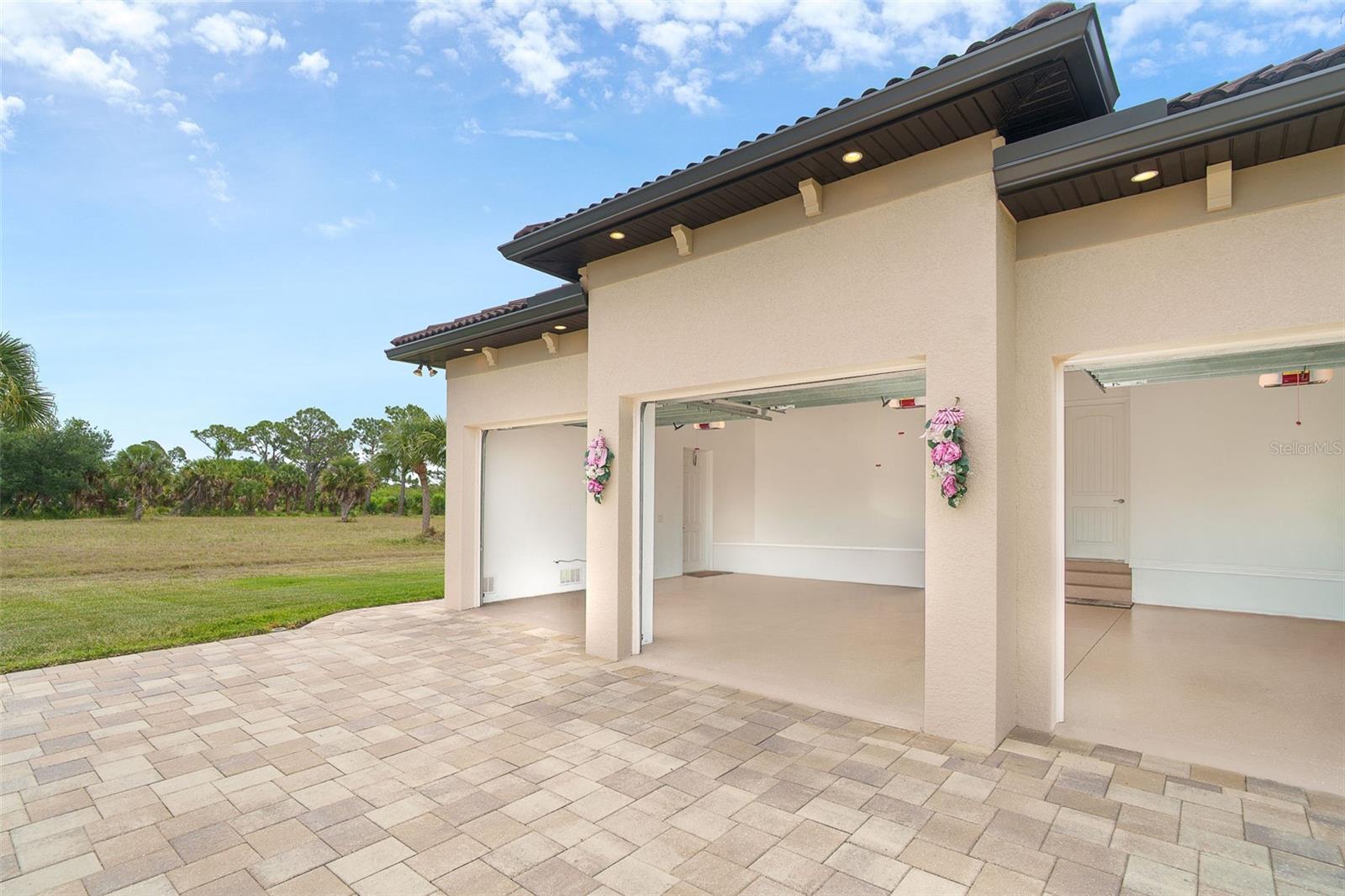ROTONDA WEST PINE VLY - Residential