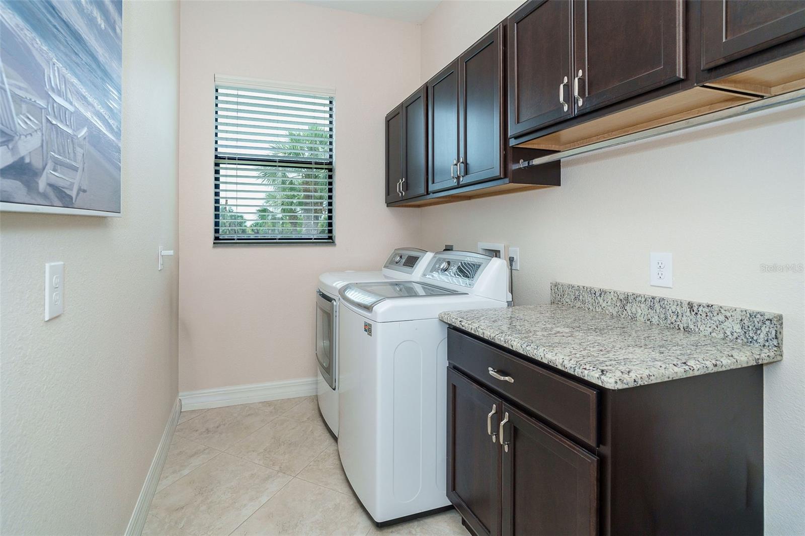 ROTONDA WEST PINE VLY - Residential