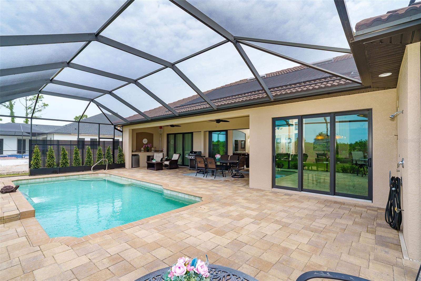 ROTONDA WEST PINE VLY - Residential