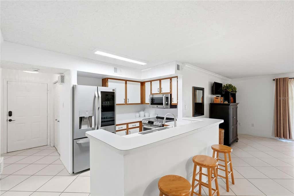 Photo of 2400 Feather Sound Drive #427, Clearwater, FL 33762 (MLS # TB8537042)