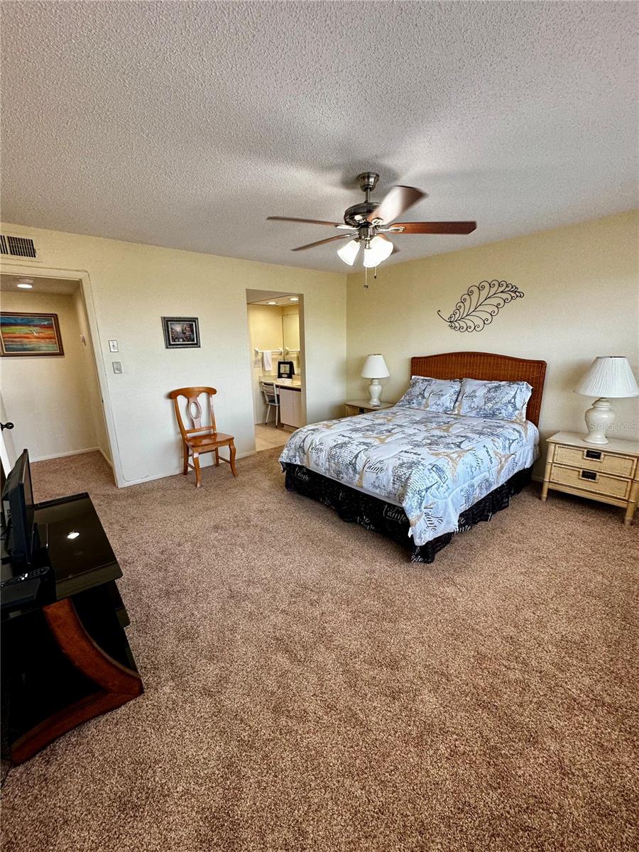 PASADENA COVE CONDO - Residential Lease