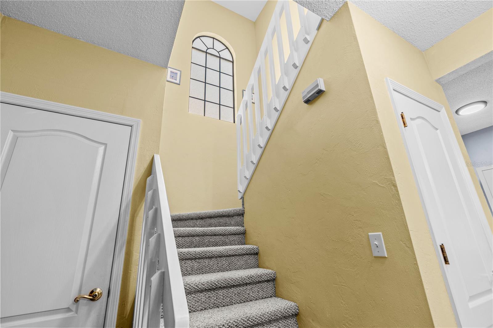 SUNSET PINES TWNHMS - Residential