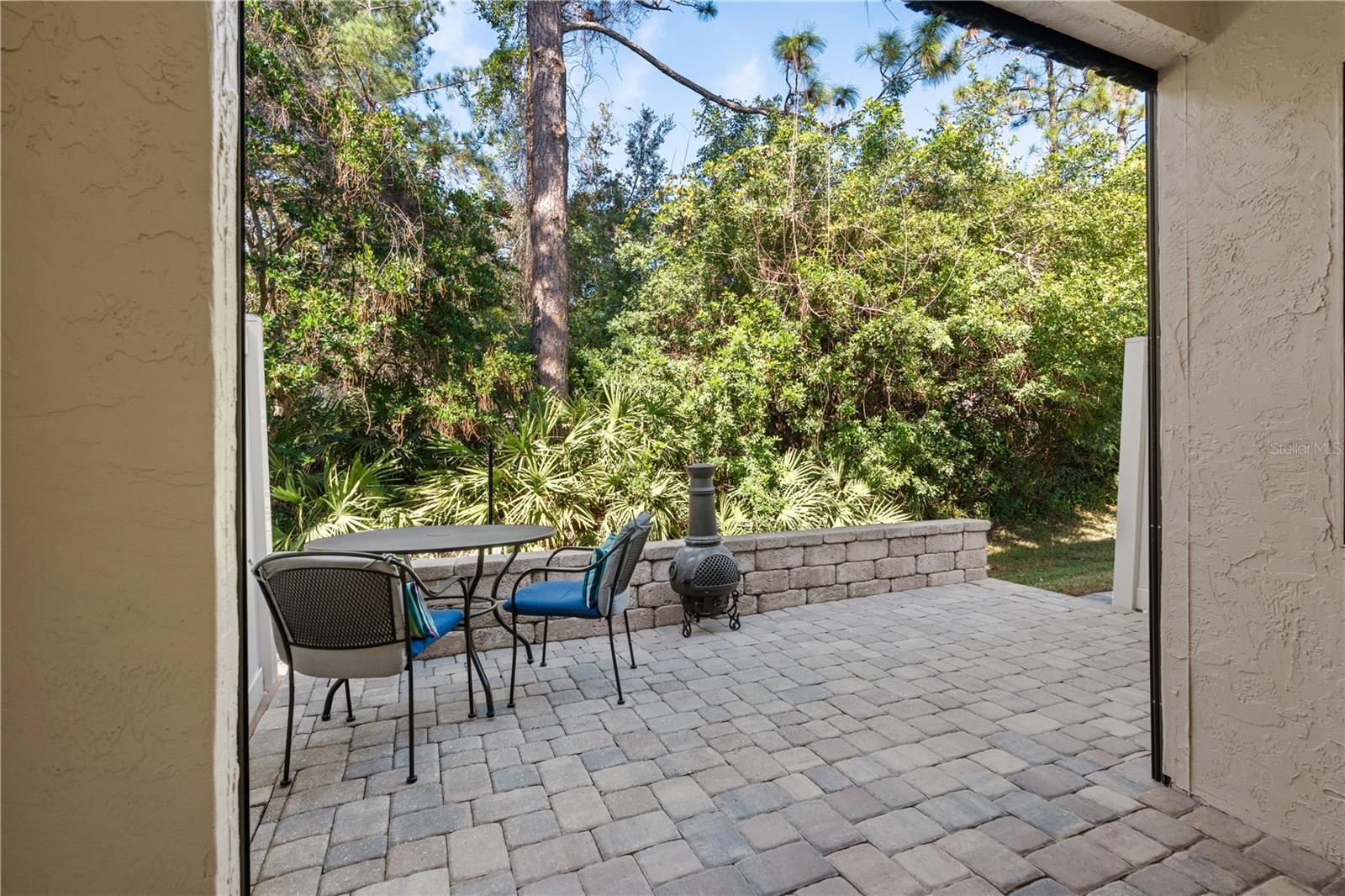 SUNSET PINES TWNHMS - Residential