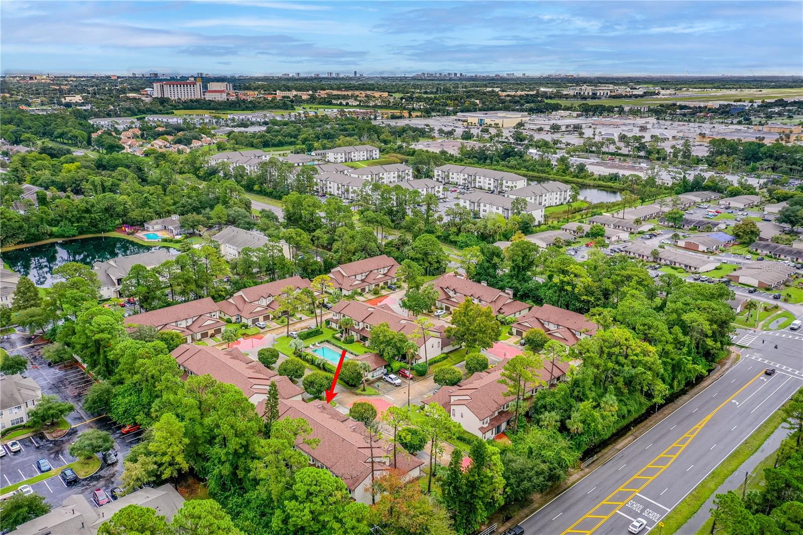 SUNSET PINES TWNHMS - Residential