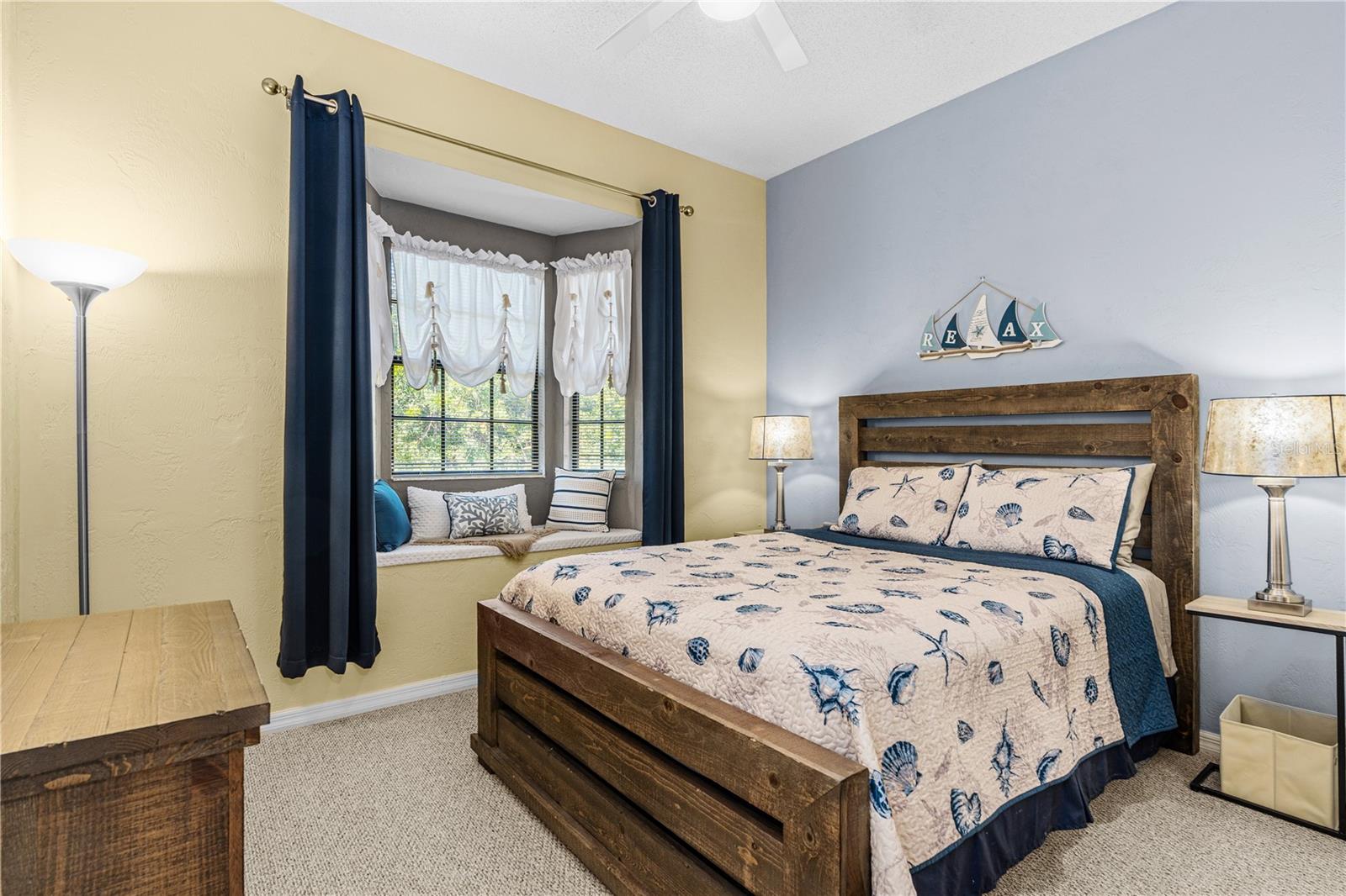 SUNSET PINES TWNHMS - Residential