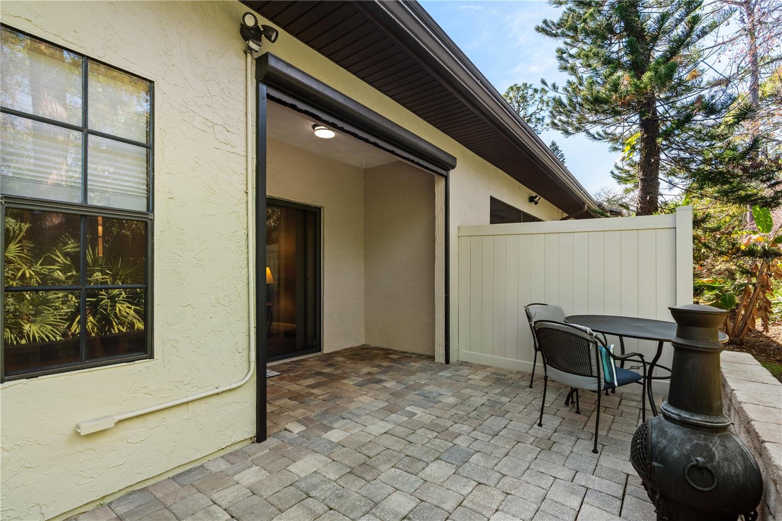 SUNSET PINES TWNHMS - Residential