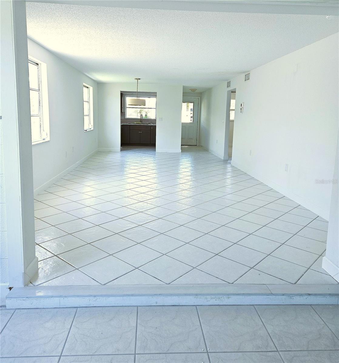 SPANISH MAIN YACHT CLUB CONDO - Residential