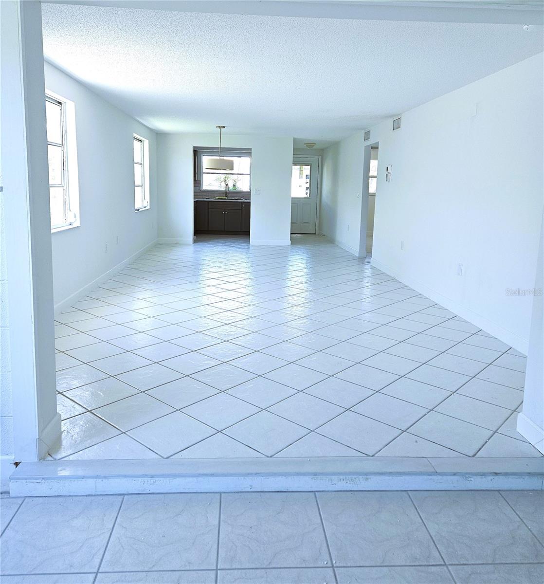 SPANISH MAIN YACHT CLUB CONDO - Residential