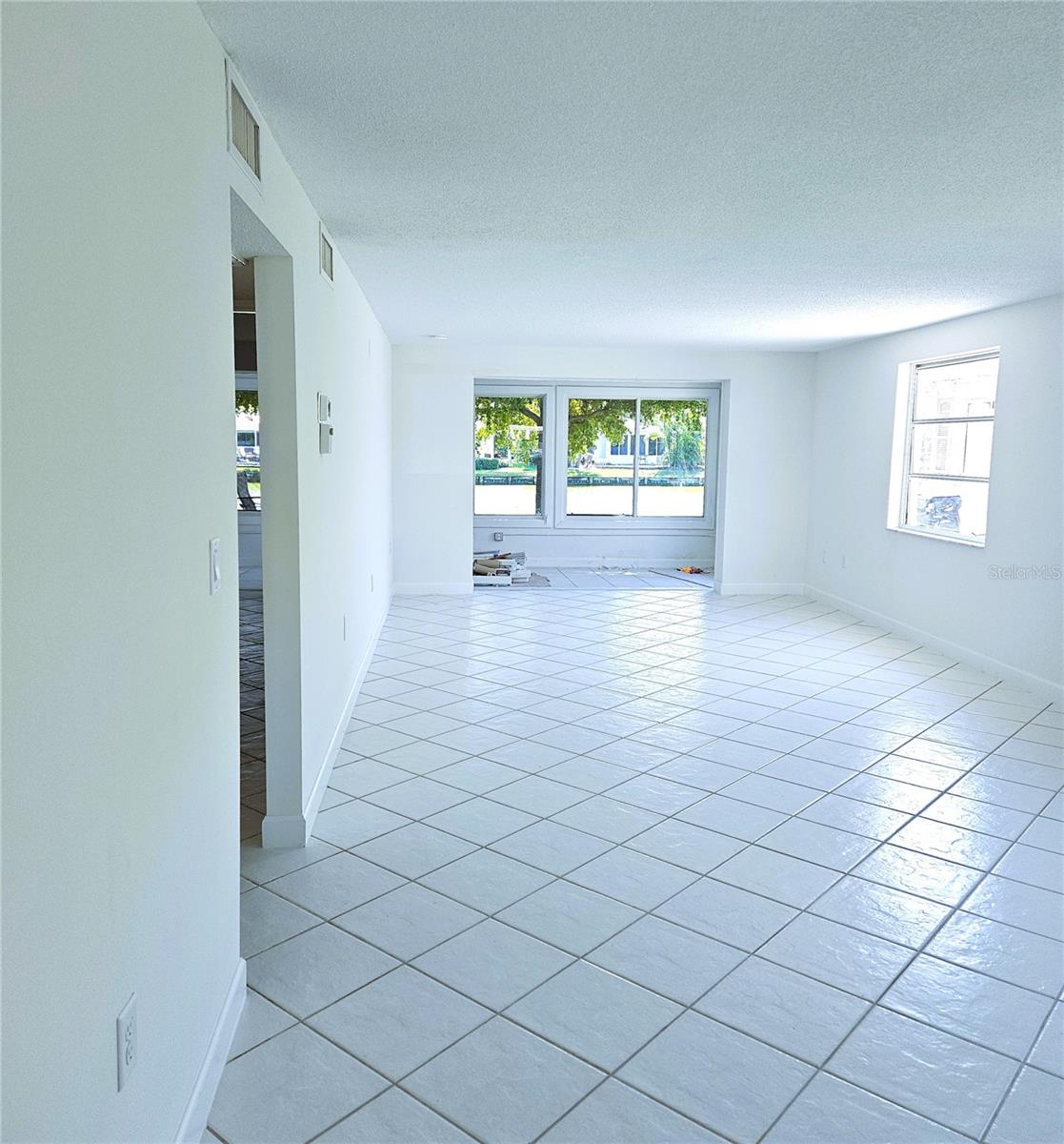 SPANISH MAIN YACHT CLUB CONDO - Residential