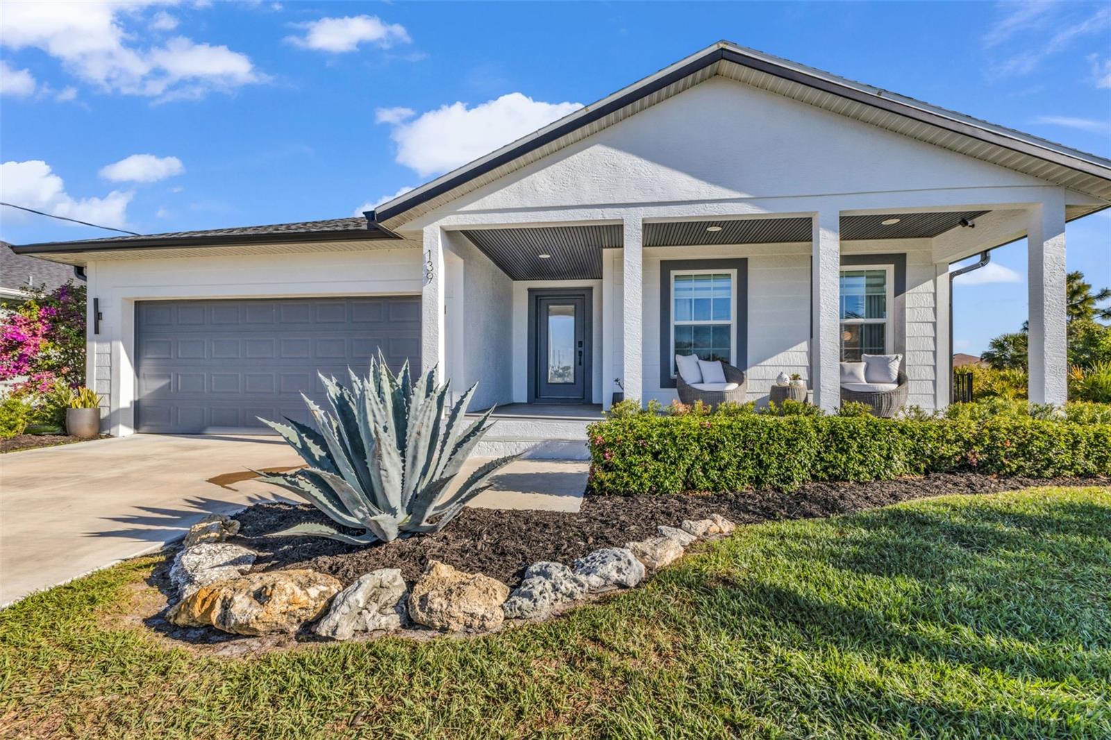 ROTONDA LAKES - Residential