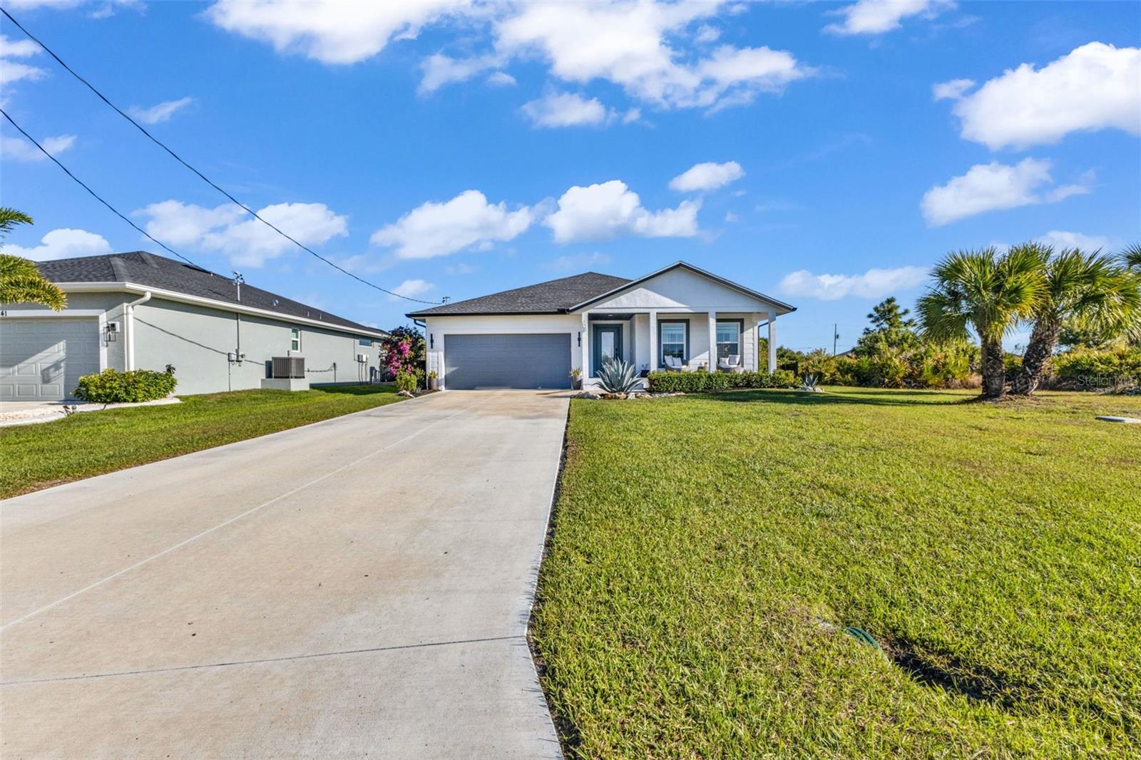 ROTONDA LAKES - Residential