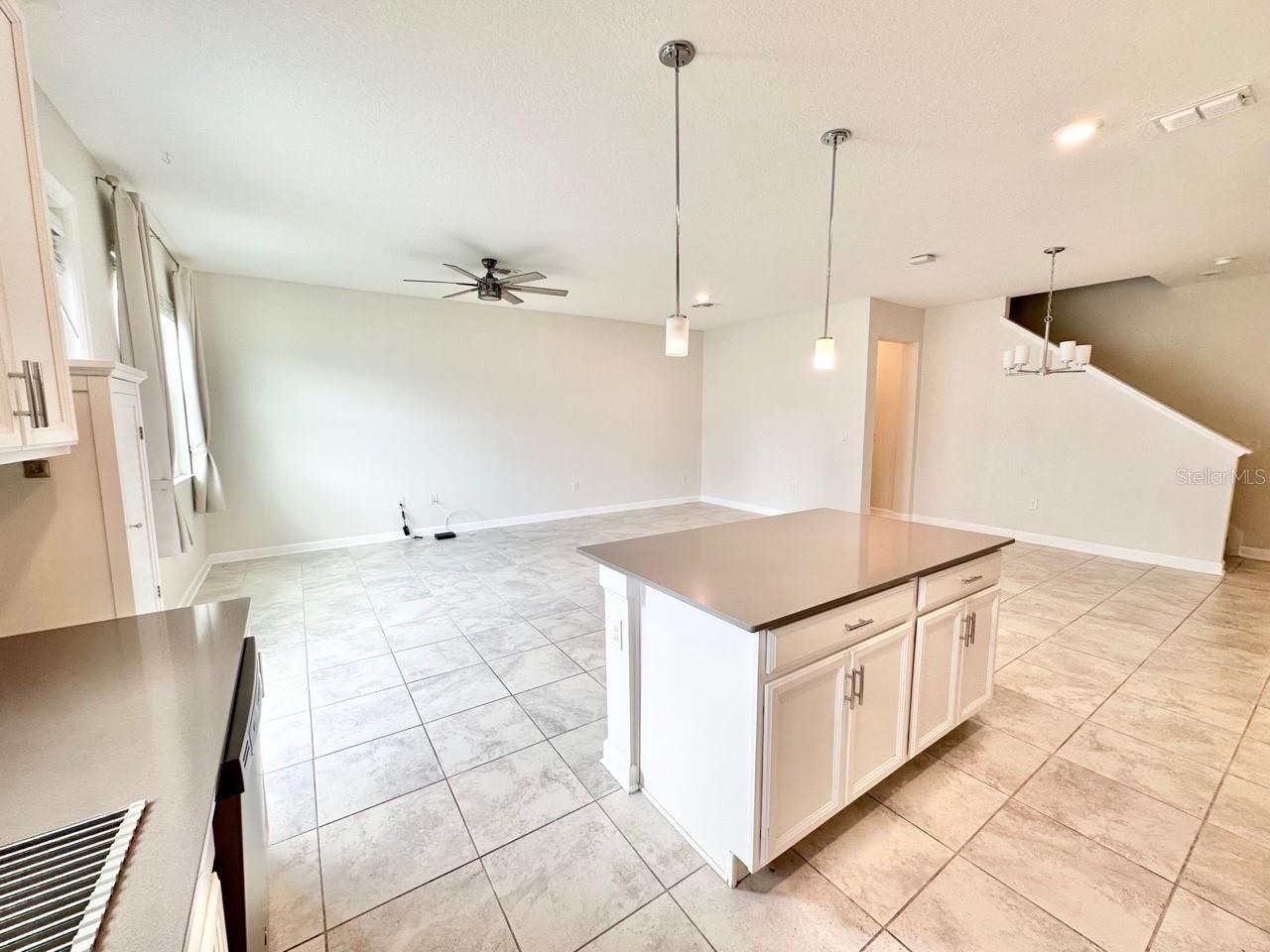 STOREY LAKE TR K - Residential Lease