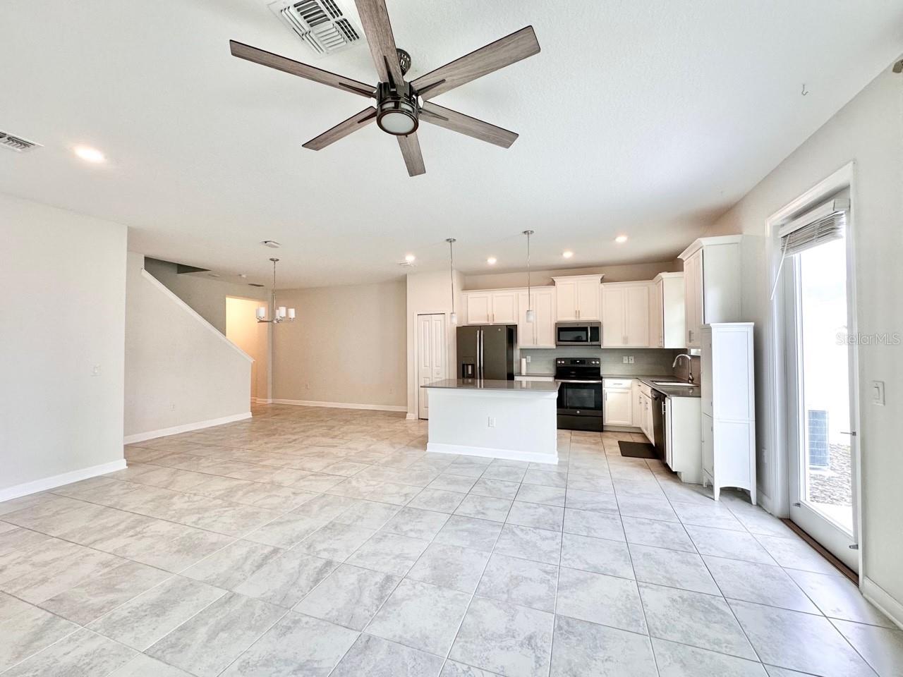 STOREY LAKE TR K - Residential Lease