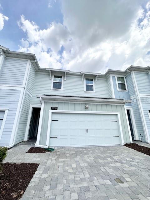 STOREY LAKE TR K - Residential Lease