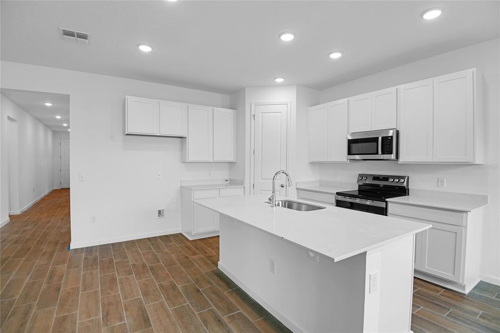 Photo of 5323 Mickey Avenue, Winter Haven, FL 33884 (MLS # S5132794)