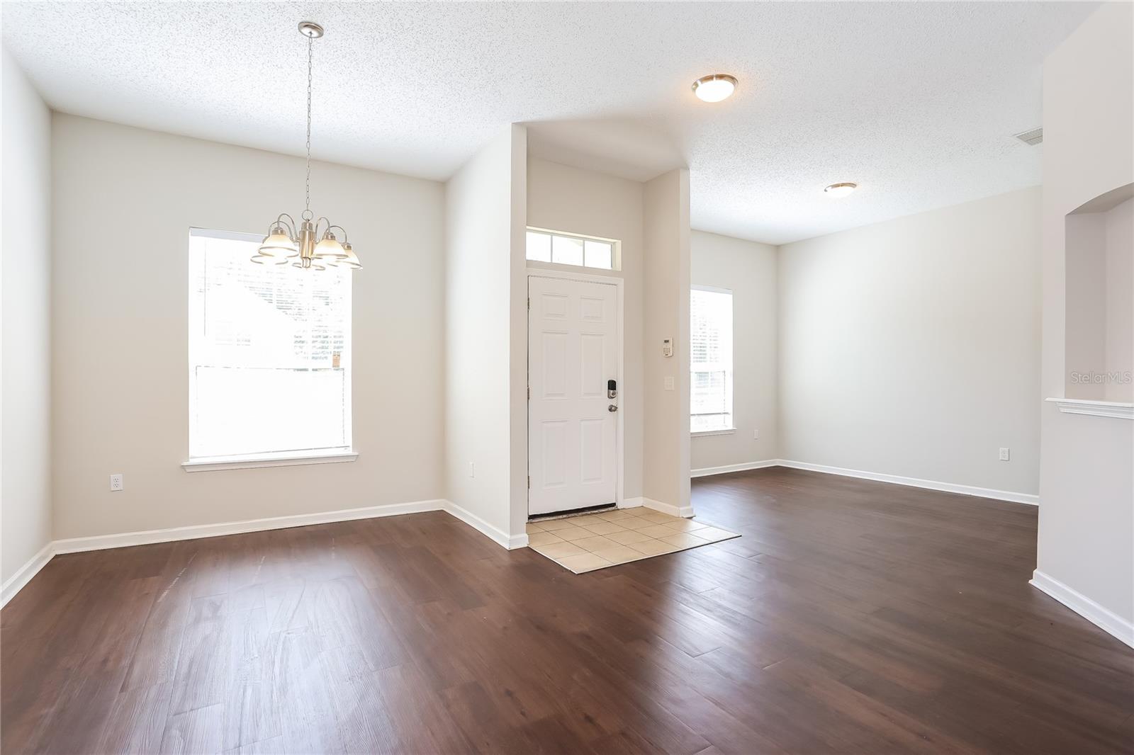 10084 GARDEN LAKE COURT