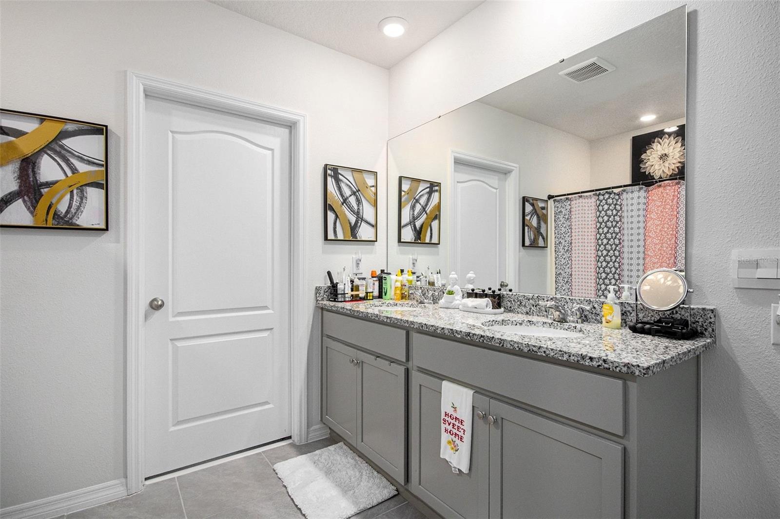 LAKE HARRIS RESERVE - Residential