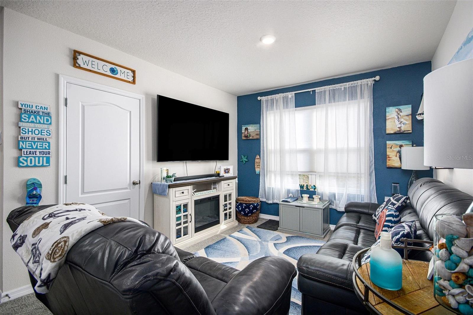 LAKE HARRIS RESERVE - Residential