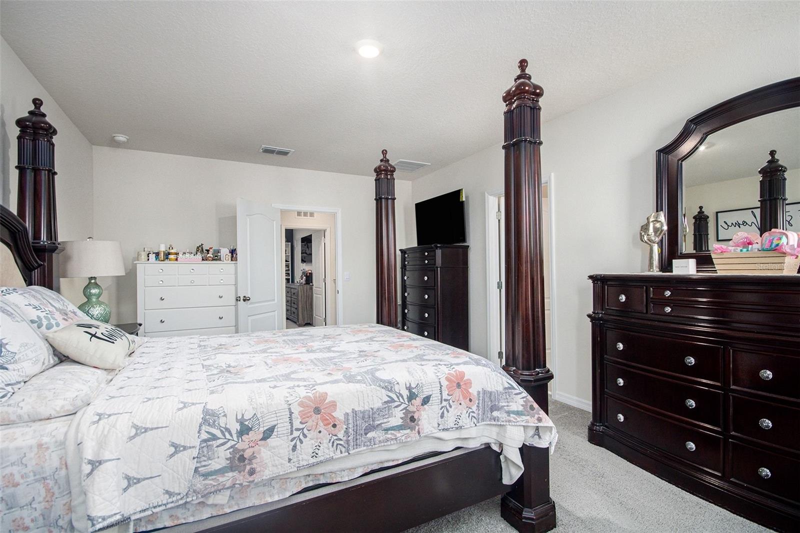 LAKE HARRIS RESERVE - Residential