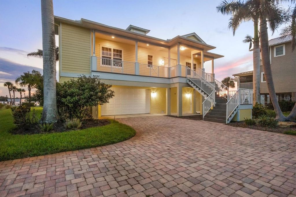 Photo of 1784 Bayshore Drive, Englewood, FL 34223 (MLS # D6142829)