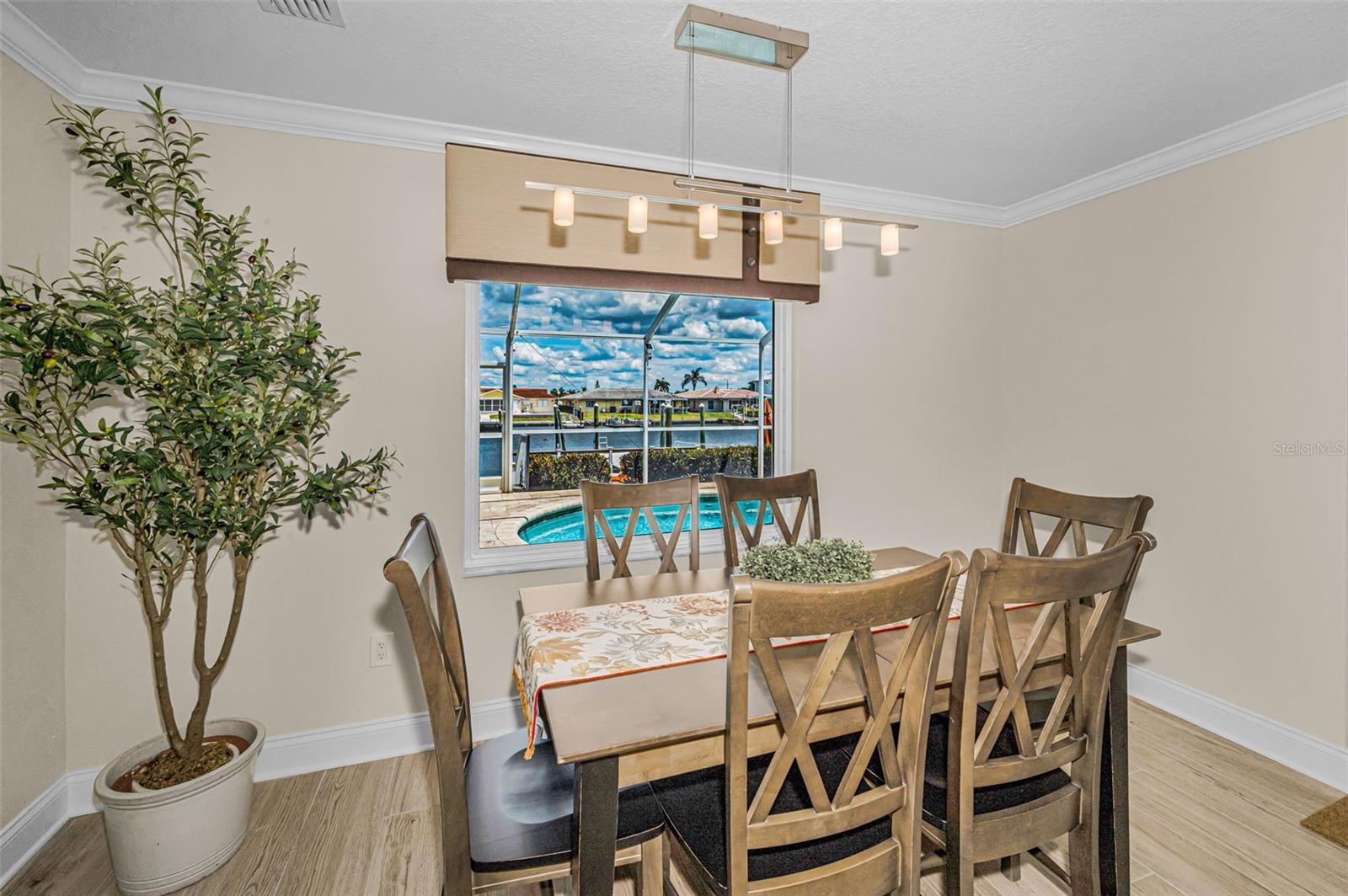 FLOR-A-MAR SEC C-9 - Residential