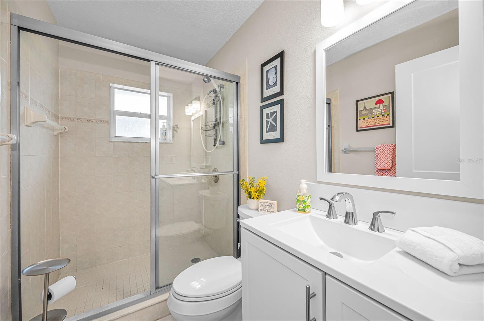 FLOR-A-MAR SEC C-9 - Residential