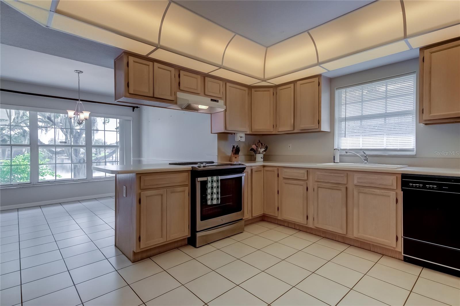 LAKE PADGETT SOUTH - Residential