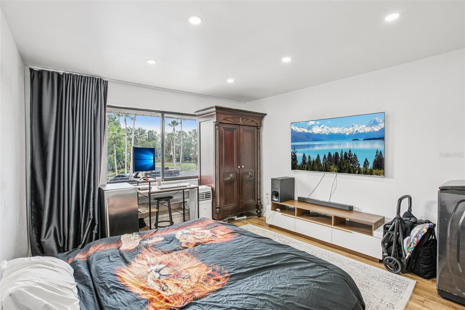 PARADISE LAKES RESORT CONDO - Residential