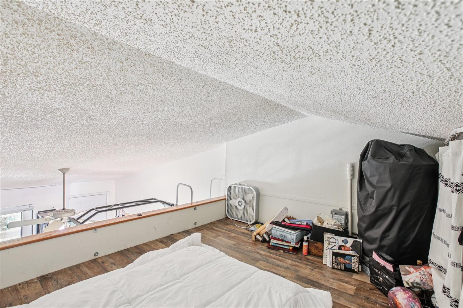 PARADISE LAKES RESORT CONDO - Residential