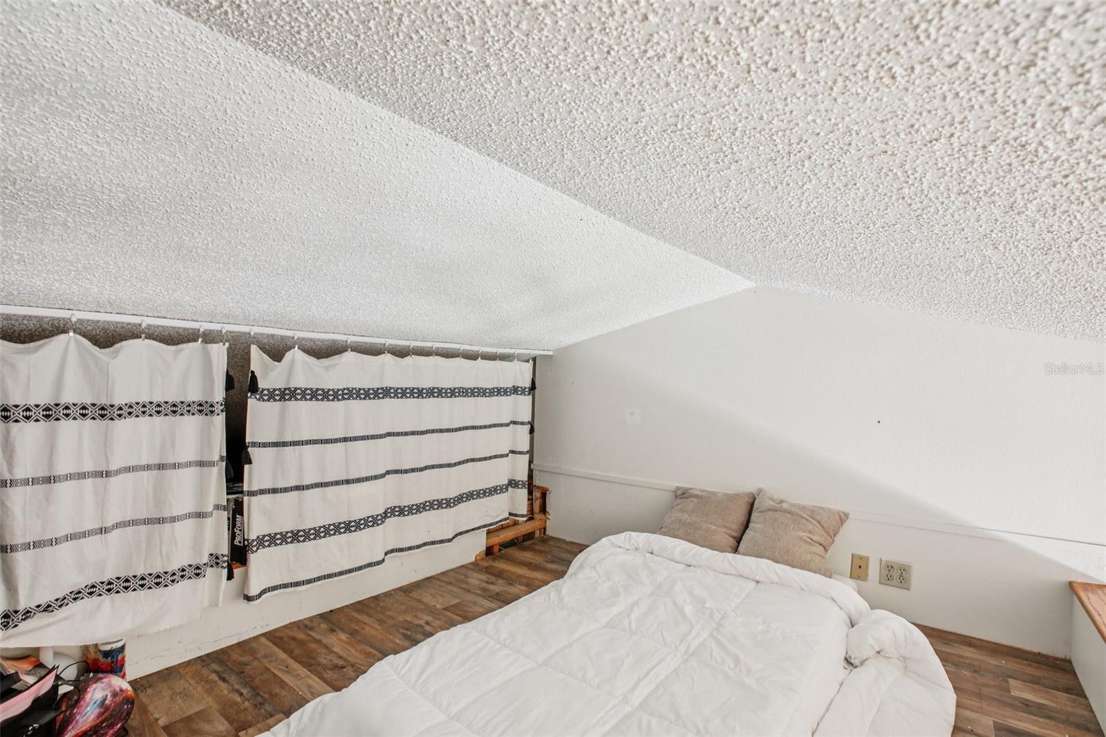 PARADISE LAKES RESORT CONDO - Residential