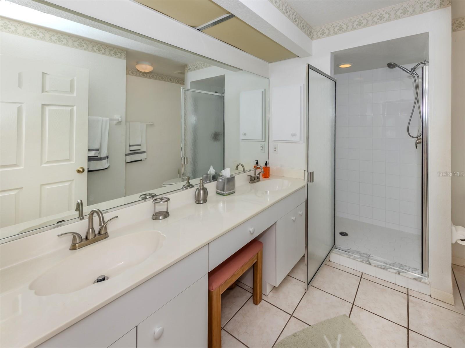 LINKSIDE - Residential