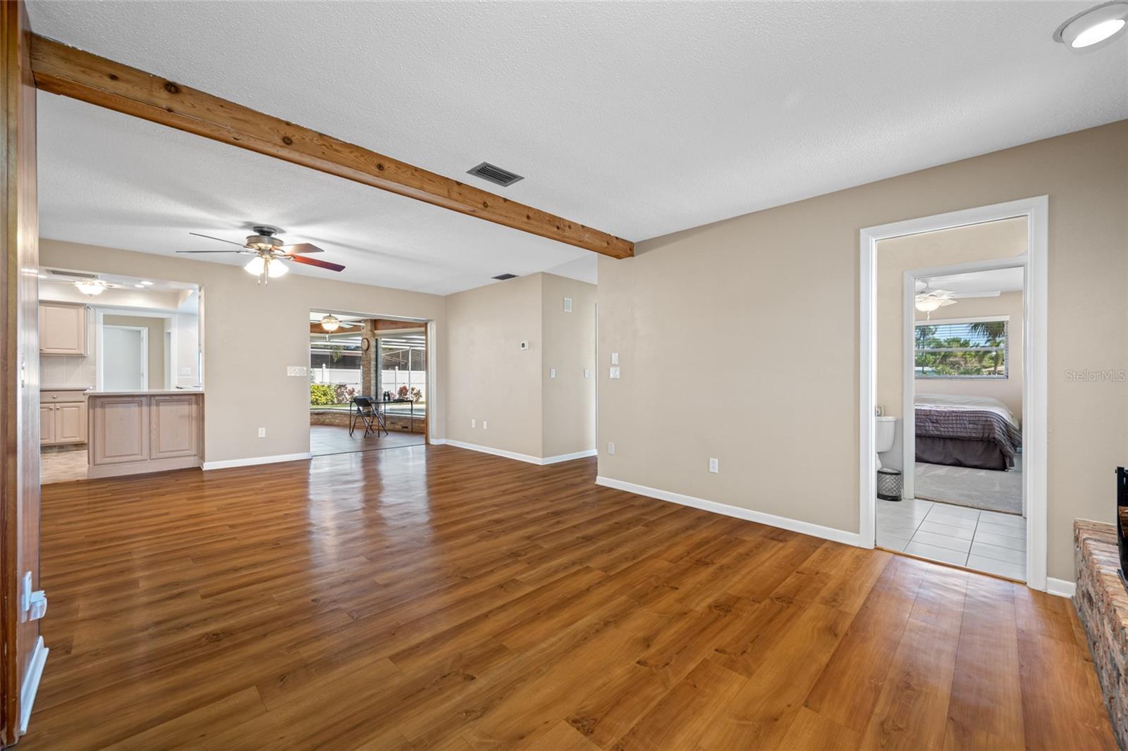 SUMMIT LAKE SEC OF LAKEWOOD ESTATES - Residential