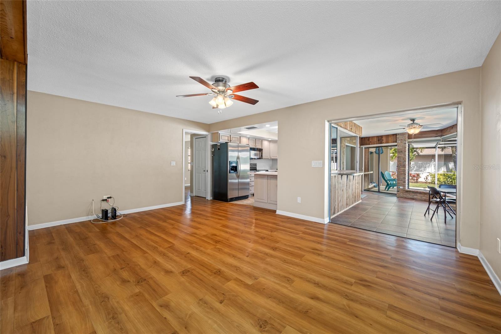 SUMMIT LAKE SEC OF LAKEWOOD ESTATES - Residential