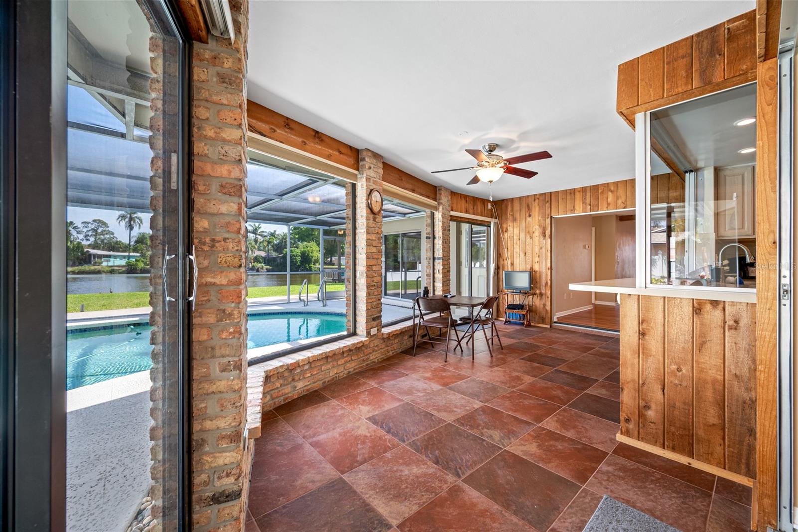 SUMMIT LAKE SEC OF LAKEWOOD ESTATES - Residential