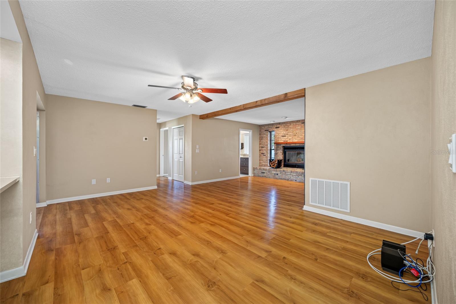 SUMMIT LAKE SEC OF LAKEWOOD ESTATES - Residential