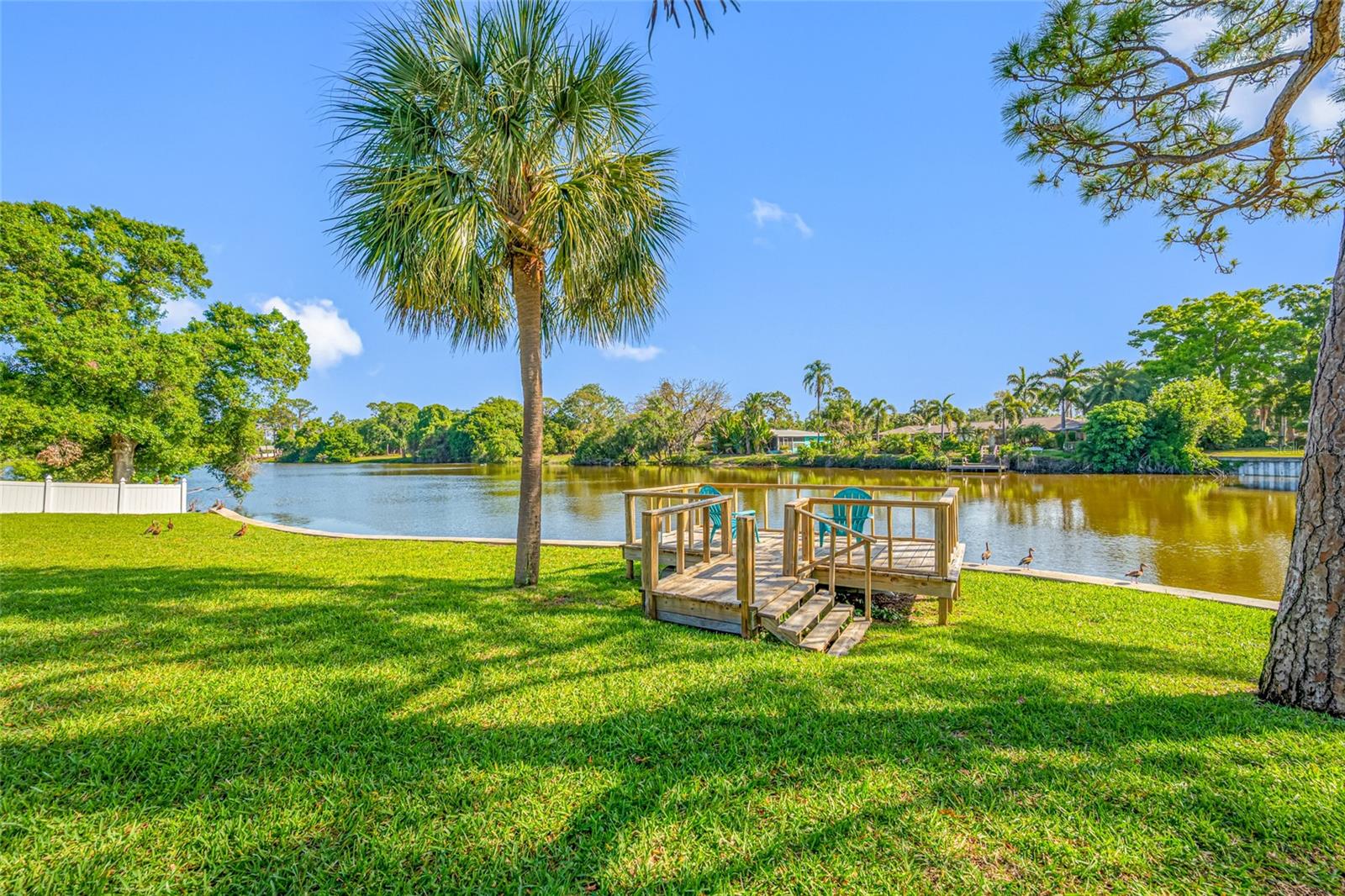 SUMMIT LAKE SEC OF LAKEWOOD ESTATES - Residential