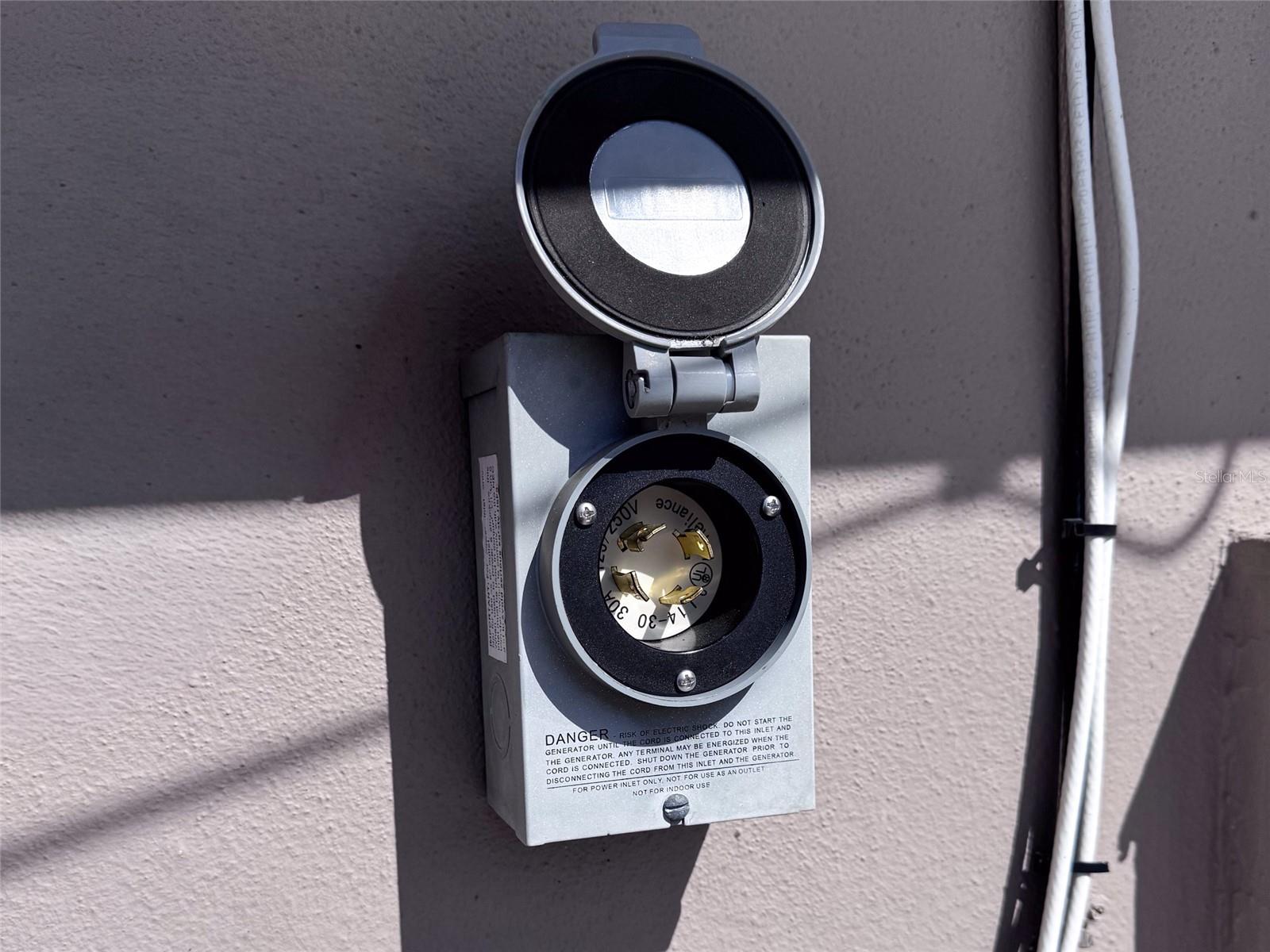 SUMMIT LAKE SEC OF LAKEWOOD ESTATES - Residential